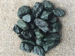 輝綠巖破碎制砂生產(chǎn)線(xiàn)