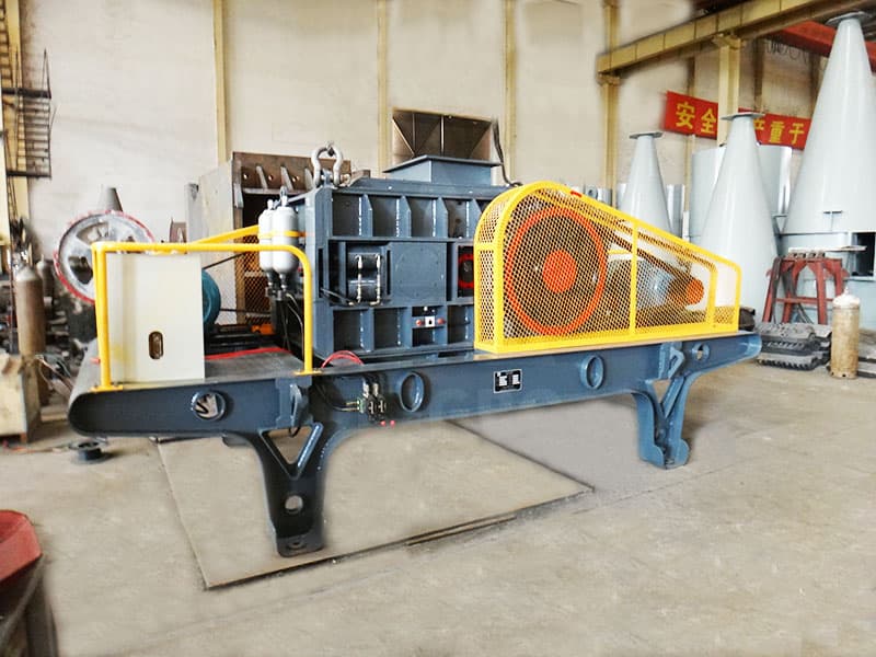 礦山機(jī)械中破碎機(jī)的類型有哪些 6 对辊式破碎机