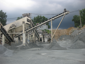 如何選好廠家搭建合格的砂石設備生產線