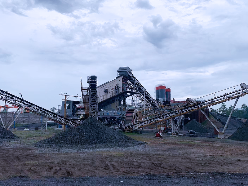 破碎機種類及性能優(yōu)劣分析 1 破碎机种类及性能优劣分析