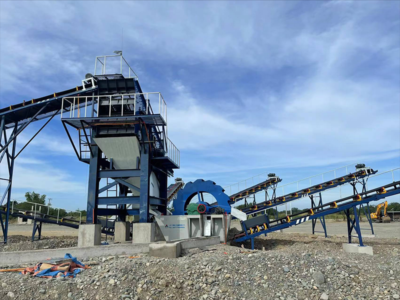 石料破碎機械設(shè)備廠家 1 石料破碎机械设备厂家 - 制砂机(images 1)