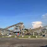 建筑垃圾破碎機(jī)輕松解決破碎混凝土 5 处理时产80吨的鹅卵石制砂机价格是多少?