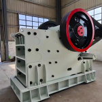 如何使顎式破碎機(jī)在石材生產(chǎn)線中發(fā)揮重要作用 7 颚式破碎机电机一体化设计和分体式有什么不一样?