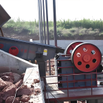 顎式破碎機(jī)加工方法及如何選購，丁博重工帶您認(rèn)識(shí)顎式破碎機(jī)