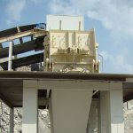 制砂機的重要作用及使用時的注意事項 3 反击式破碎机性能有哪些?